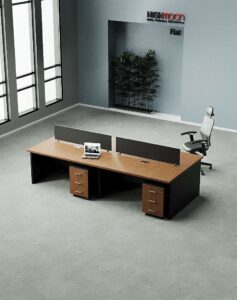 Flat 4 Cluster Workstation (Black Leg)